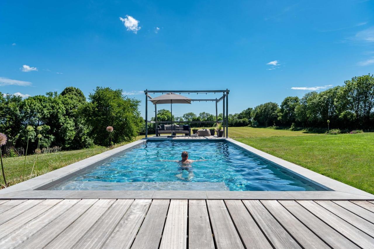 Maison De La Bonne Vie Therondels Екстериор снимка
