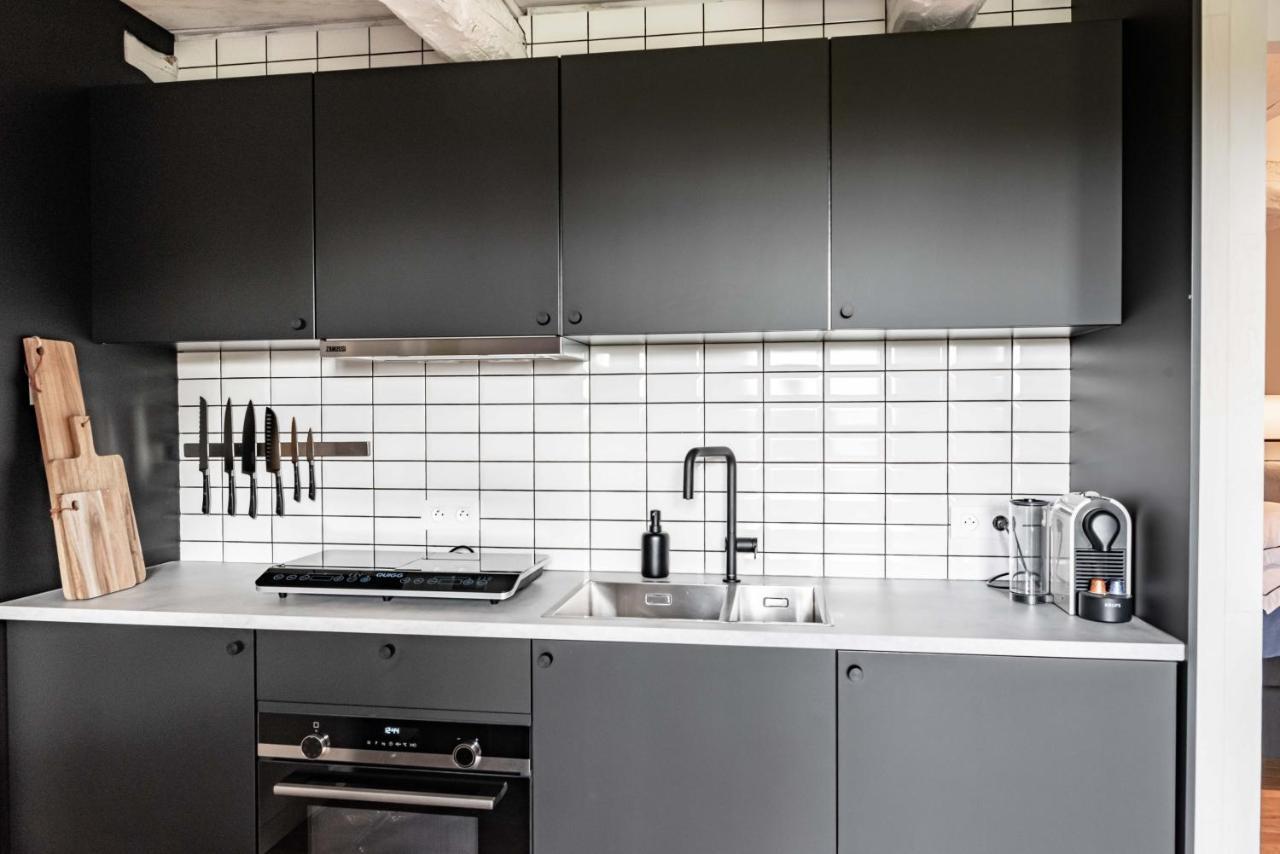 Maison De La Bonne Vie Therondels Екстериор снимка