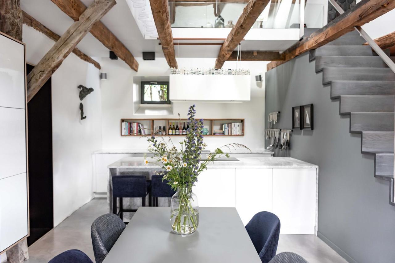 Maison De La Bonne Vie Therondels Екстериор снимка
